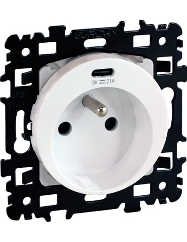 SQUARE Prise combinée 2P+T + USB C Blanc