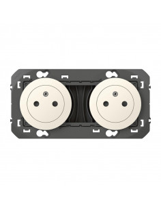 Double Prise De Courant... 2
